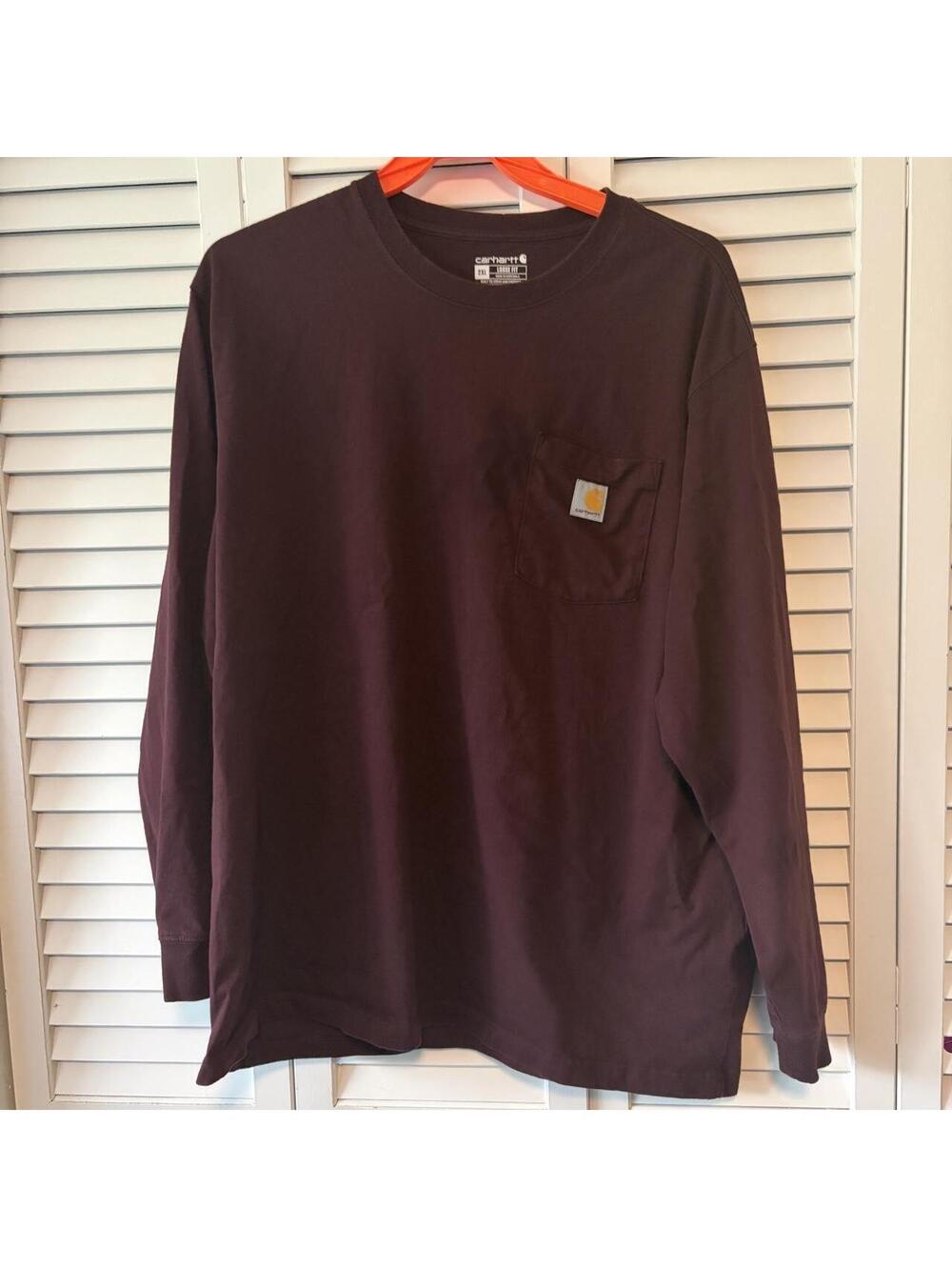 Carhartt Men's Burgundy and Brown Tshirt